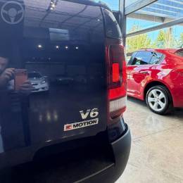 VOLKSWAGEN - AMAROK 3.0 V6 EXTREME CD DIESEL 4X4 AT 4P AUTOMÁTICO - 2023/2024 - AZUL - R$ 268.900,00