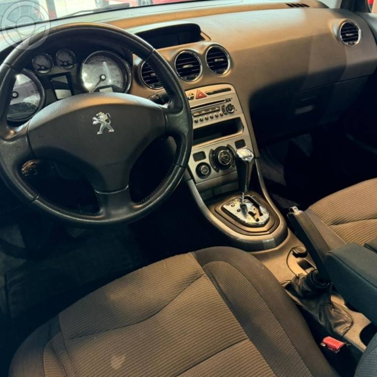 PEUGEOT - 308 2.0 ALLURE 16V FLEX 4P AUTOMÁTICO - 2012/2013 - PRETA - R$ 34.500,00