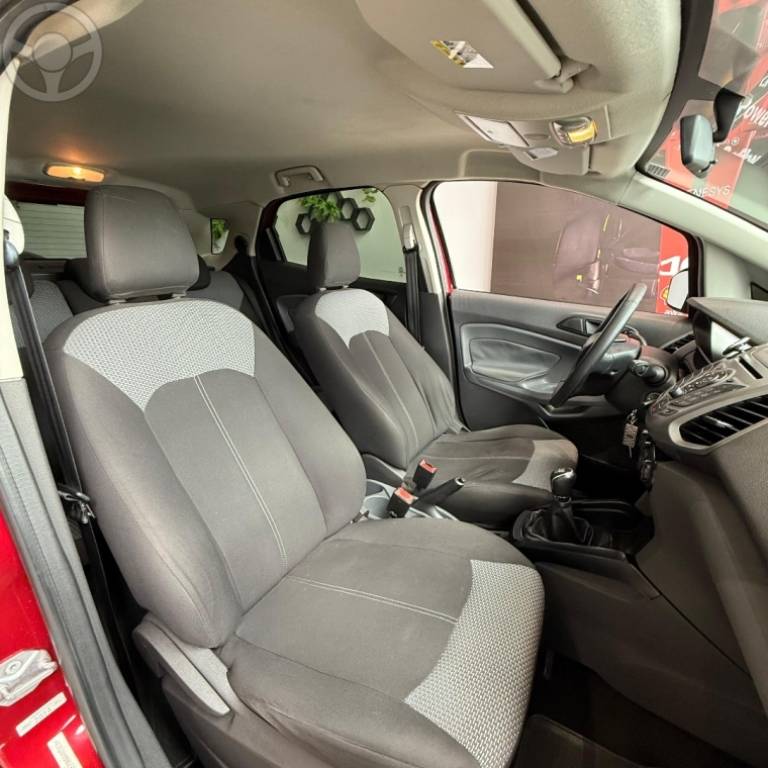 FORD - ECOSPORT 1.6 SE 16V FLEX 4P MANUAL - 2014/2015 - VERMELHA - R$ 62.500,00