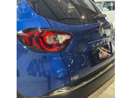 RENAULT - CAPTUR 1.3 ICONIC 16V TURBO FLEX 4P AUTOMÁTICO - 2021/2022 - AZUL - R$ 109.900,00