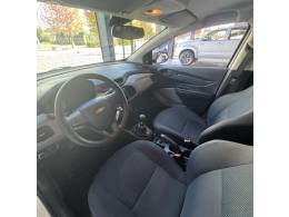 CHEVROLET - ONIX 1.0 MPFI JOY 8V FLEX 4P MANUAL - 2018/2018 - BRANCA - R$ 51.900,00