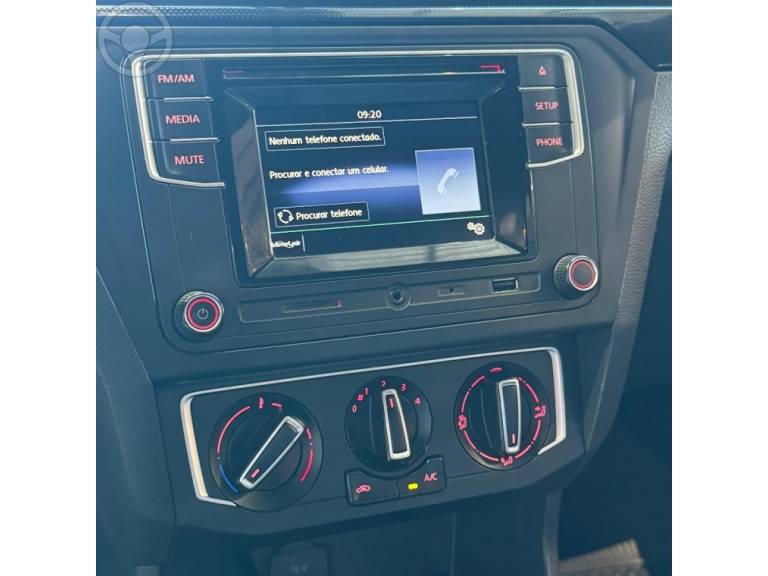 VOLKSWAGEN - SAVEIRO 1.6 CROSS CD 16V FLEX 2P MANUAL - 2017/2018 - BRANCA - R$ 86.900,00