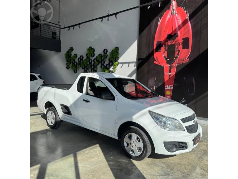 CHEVROLET - MONTANA 1.4 MPFI LS CS 8V FLEX 2P MANUAL - 2014/2015 - BRANCA - R$ 53.900,00
