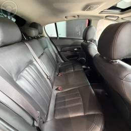CHEVROLET - CRUZE 1.8 LTZ 16V FLEX 4P AUTOMÁTICO - 2014/2014 - VERMELHA - R$ 73.900,00