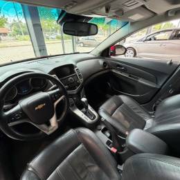 CHEVROLET - CRUZE 1.8 LTZ 16V FLEX 4P AUTOMÁTICO - 2014/2014 - VERMELHA - R$ 73.900,00