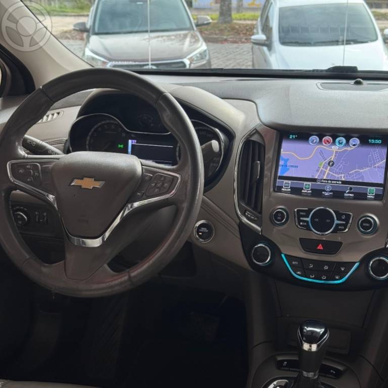 CHEVROLET - CRUZE 1.4 TURBO LTZ 16V FLEX 4P AUTOMÁTICO - 2017/2018 - BRANCA - R$ 91.900,00