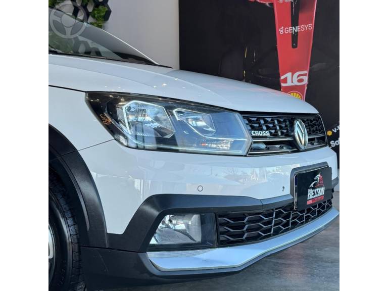 VOLKSWAGEN - SAVEIRO 1.6 CROSS CD 16V FLEX 2P MANUAL - 2017/2018 - BRANCA - R$ 86.900,00