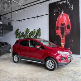FORD - ECOSPORT 1.6 SE 16V FLEX 4P MANUAL - 2014/2015 - VERMELHA - R$ 62.500,00