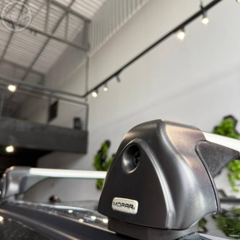 JEEP - COMMANDER 2.0 LIMITED TD380 16V 4X4 TURBO DIESEL 4P AUTOMÁTICO - 2022/2022 - BRANCA - R$ 199.900,00