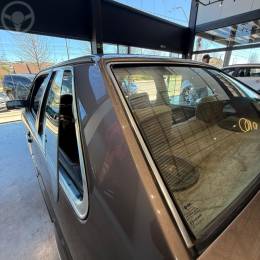 VOLKSWAGEN - SANTANA 2.0 GLS 8V 2P MANUAL - 1988/1989 - MARROM - R$ 35.900,00