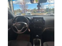 HYUNDAI - I30 2.0 MPI 16V 4P MANUAL - 2011/2012 - PRETA - R$ 46.900,00