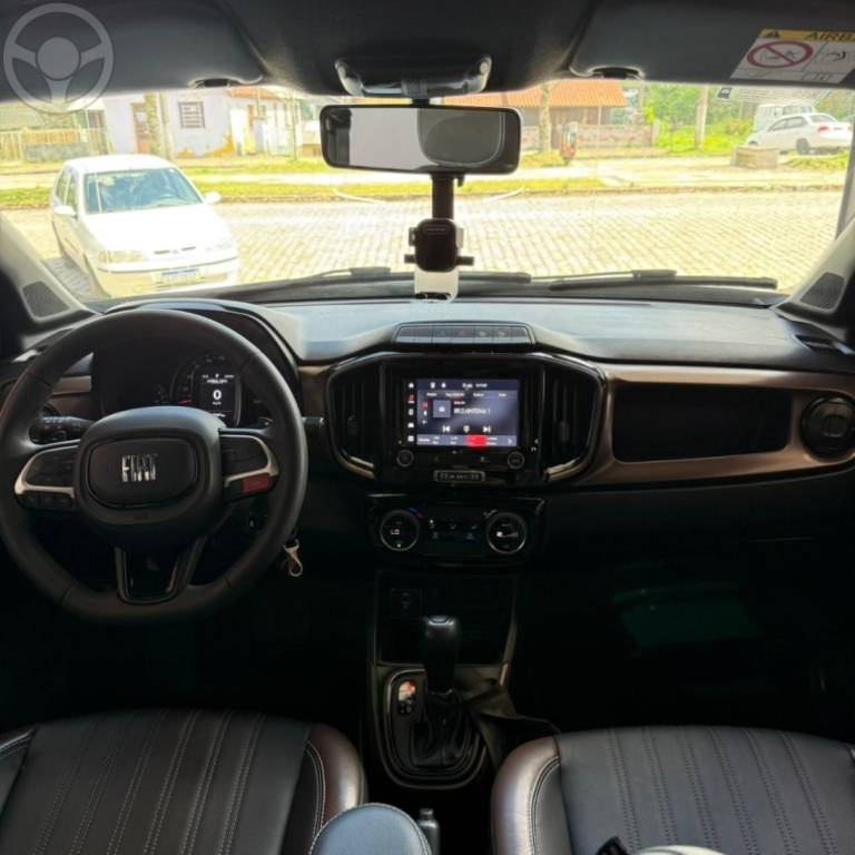 FIAT - STRADA 1.0 RANCH CD 12V TURBO FLEX 4P AUTOMÁTICO - 2023/2024 - PRATA - R$ 133.900,00