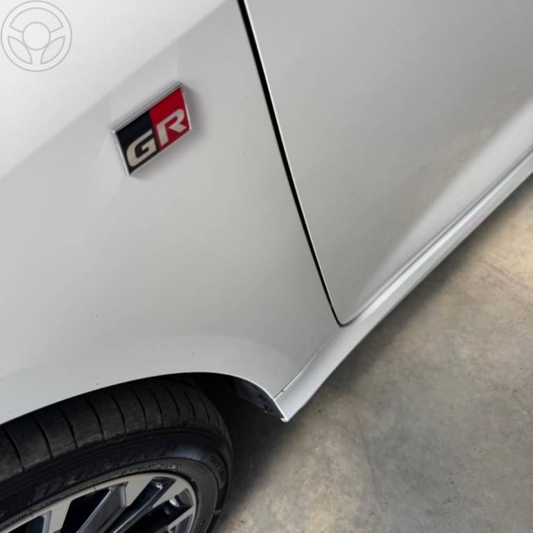TOYOTA - COROLLA 2.0 GR SPORT 16V FLEX 4P AUTOMÁTICO - 2024/2024 - BRANCA - R$ 172.900,00