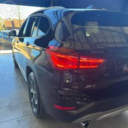 BMW - X1 2.0 16V TURBO ACTIVEFLEX SDRIVE20I X-LINE 4P AUTOMÁTICO - 2019/2019 - PRETA - R$ 137.900,00