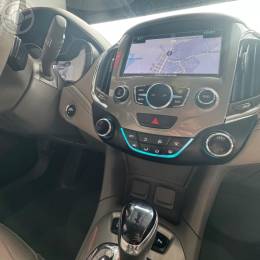 CHEVROLET - CRUZE 1.4 TURBO LTZ 16V FLEX 4P AUTOMÁTICO - 2017/2018 - BRANCA - R$ 91.900,00
