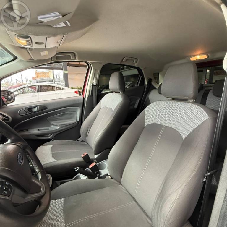 FORD - ECOSPORT 1.6 SE 16V FLEX 4P MANUAL - 2014/2015 - VERMELHA - R$ 62.500,00