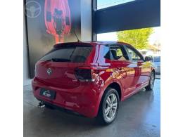 VOLKSWAGEN - POLO 1.6 MSI TOTAL FLEX MANUAL - 2018/2018 - VERMELHA - R$ 68.900,00