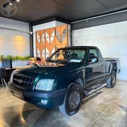CHEVROLET - S10 2.8 4X2 CS 12V TURBO INTERCOOLER DIESEL 2P MANUAL - 2001/2001 - VERDE - R$ 56.900,00