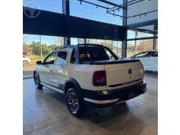 VOLKSWAGEN - SAVEIRO 1.6 CROSS CD 16V FLEX 2P MANUAL - 2017/2018 - BRANCA - R$ 86.900,00