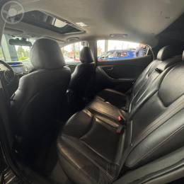 HYUNDAI - ELANTRA 1.8 GLS 16V 4P AUTOMÁTICO - 2012/2013 - PRETA - R$ 69.900,00