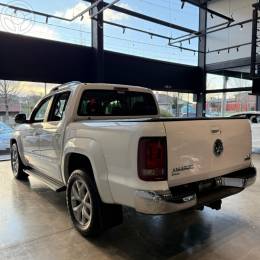 VOLKSWAGEN - AMAROK 3.0 V6 TDI HIGHLINE CD DIESEL 4MOTION AUTOMÁTICO - 2018/2019 - BRANCA - R$ 156.900,00