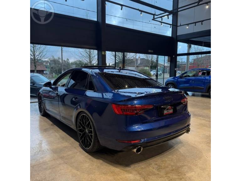 AUDI - A4 2.0 TFSI LAUNCH EDITION 4P S TRONIC - 2015/2016 - AZUL - R$ 119.900,00
