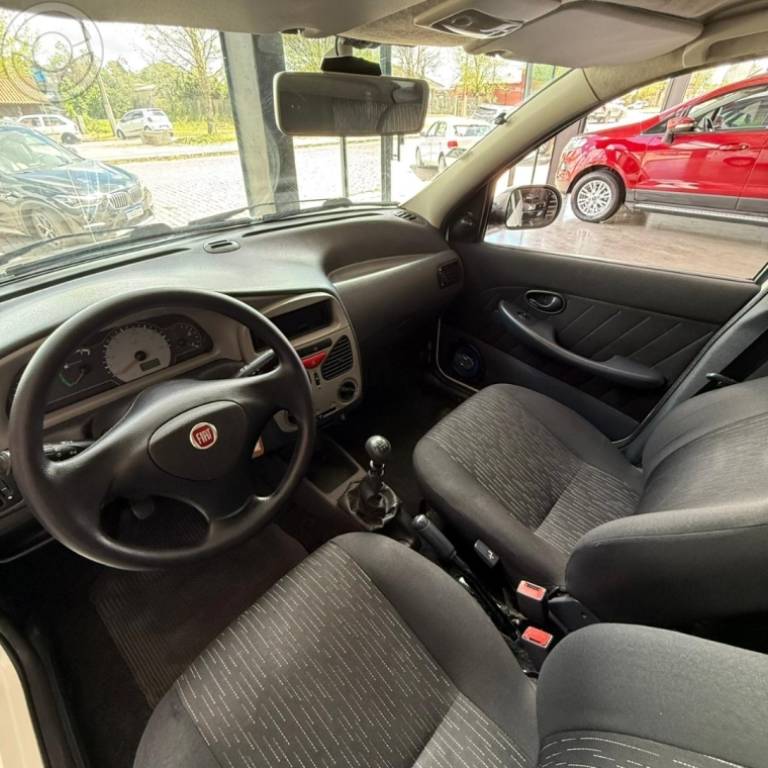 FIAT - PALIO 1.0 MPI FIRE ECONOMY 8V FLEX 4P MANUAL - 2012/2013 - BRANCA - R$ 33.900,00