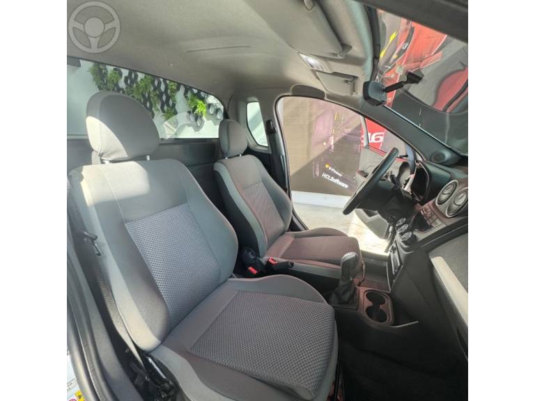 CHEVROLET - MONTANA 1.4 MPFI LS CS 8V FLEX 2P MANUAL - 2014/2015 - BRANCA - R$ 53.900,00