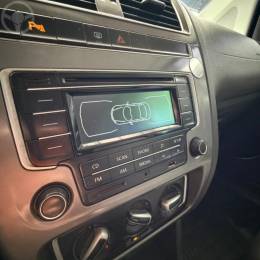 VOLKSWAGEN - FOX 1.6 MSI COMFORTLINE 8V FLEX 4P MANUAL - 2015/2015 - AZUL - R$ 47.900,00