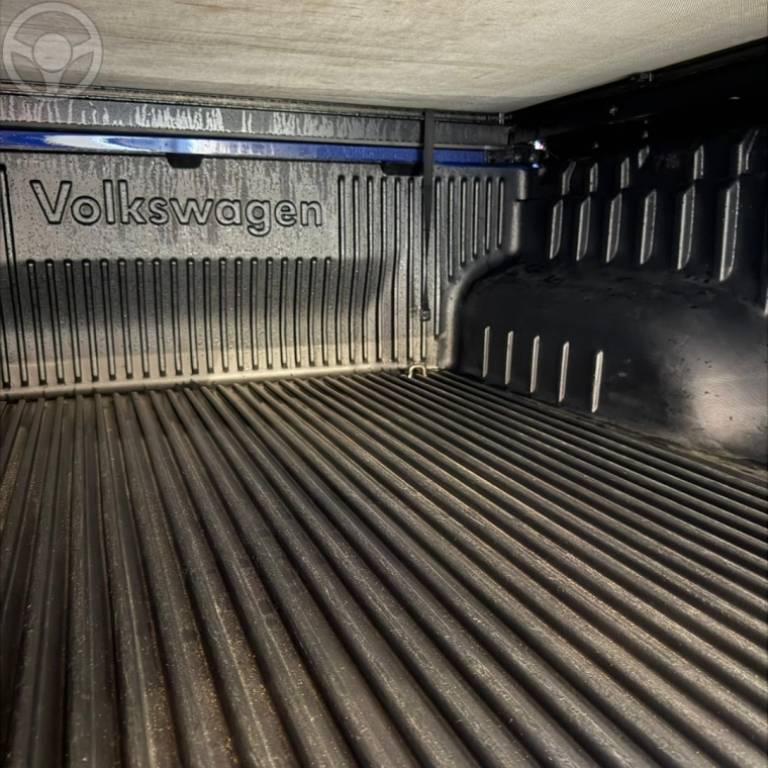 VOLKSWAGEN - AMAROK 3.0 V6 EXTREME CD DIESEL 4X4 AT 4P AUTOMÁTICO - 2023/2024 - AZUL - R$ 268.900,00