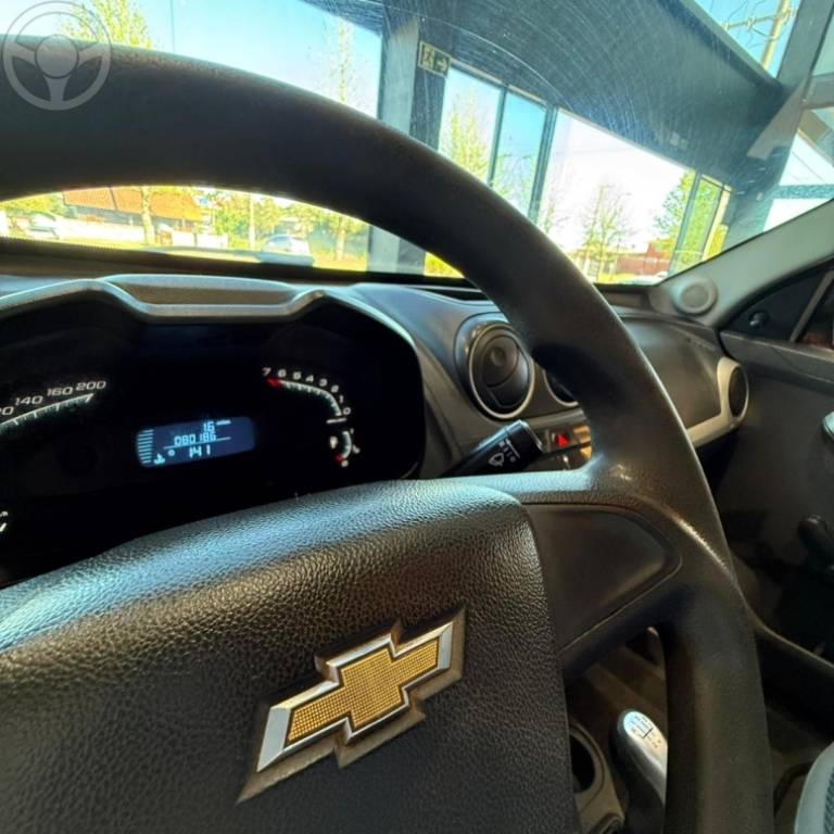 CHEVROLET - MONTANA 1.4 MPFI LS CS 8V FLEX 2P MANUAL - 2013/2014 - VERMELHA - R$ 44.900,00