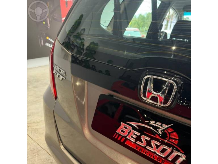HONDA - FIT 1.4 LX 16V FLEX 4P AUTOMÁTICO - 2010/2011 - CINZA - R$ 47.900,00