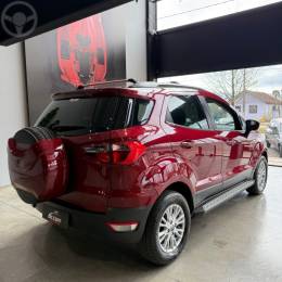 FORD - ECOSPORT 1.6 SE 16V FLEX 4P MANUAL - 2014/2015 - VERMELHA - R$ 62.500,00