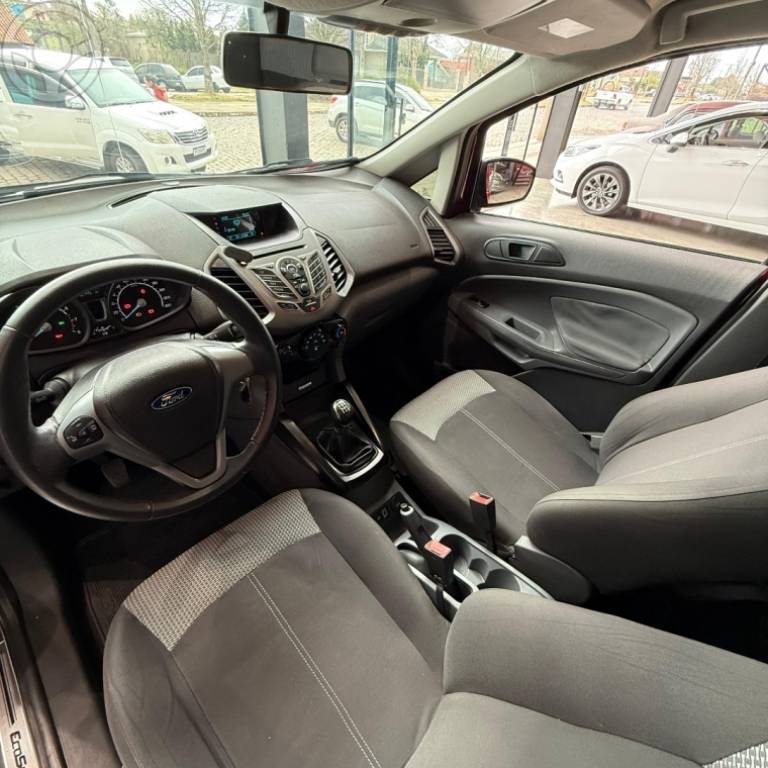 FORD - ECOSPORT 1.6 SE 16V FLEX 4P MANUAL - 2014/2015 - VERMELHA - R$ 62.500,00