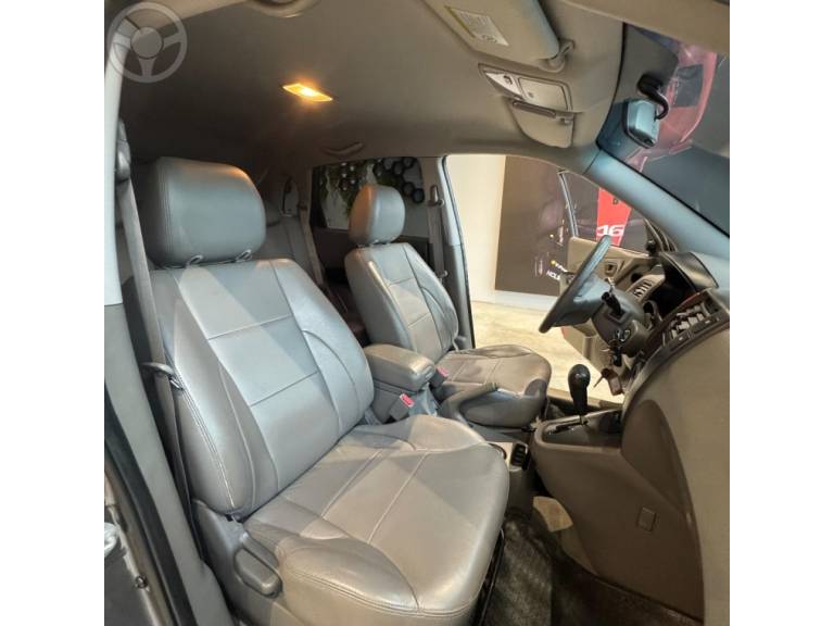 HYUNDAI - TUCSON 2.0 MPFI GLS 16V 143CV 2WD FLEX 4P AUTOMÁTICO - 2014/2015 - CINZA - R$ 63.900,00