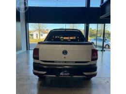 VOLKSWAGEN - SAVEIRO 1.6 CROSS CD 16V FLEX 2P MANUAL - 2017/2018 - BRANCA - R$ 86.900,00