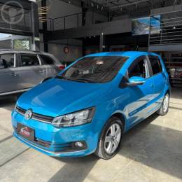 VOLKSWAGEN - FOX 1.6 MSI COMFORTLINE 8V FLEX 4P MANUAL - 2015/2015 - AZUL - R$ 47.900,00