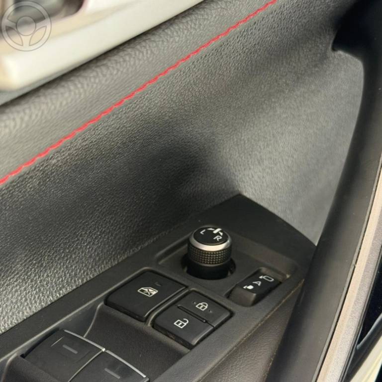 TOYOTA - COROLLA 2.0 GR SPORT 16V FLEX 4P AUTOMÁTICO - 2024/2024 - BRANCA - R$ 172.900,00