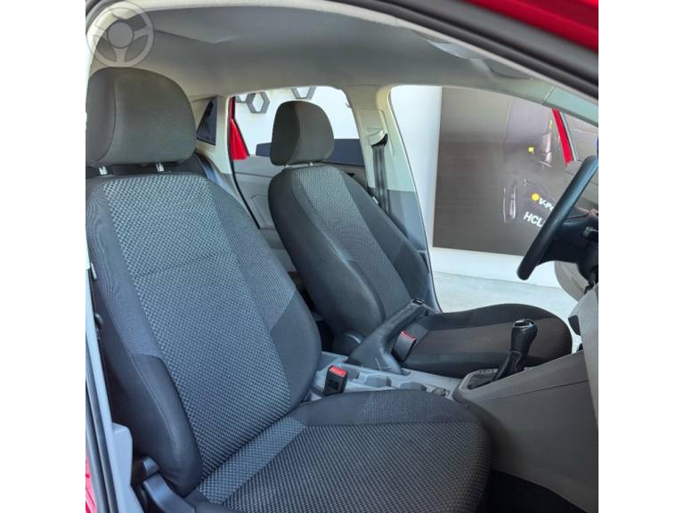 VOLKSWAGEN - POLO 1.6 MSI TOTAL FLEX MANUAL - 2018/2018 - VERMELHA - R$ 68.900,00