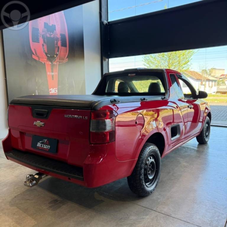 CHEVROLET - MONTANA 1.4 MPFI LS CS 8V FLEX 2P MANUAL - 2013/2014 - VERMELHA - R$ 41.900,00