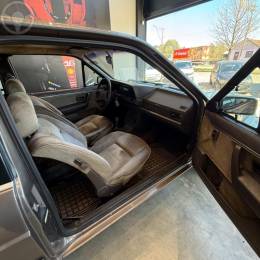 VOLKSWAGEN - SANTANA 2.0 GLS 8V 2P MANUAL - 1988/1989 - MARROM - R$ 45.900,00