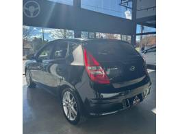 HYUNDAI - I30 2.0 MPI 16V 4P MANUAL - 2011/2012 - PRETA - R$ 46.900,00