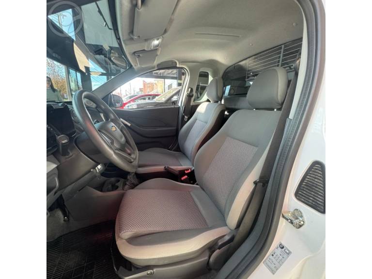 CHEVROLET - MONTANA 1.4 MPFI LS CS 8V FLEX 2P MANUAL - 2014/2015 - BRANCA - R$ 53.900,00