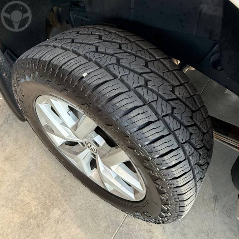 VOLKSWAGEN - AMAROK 3.0 V6 TDI HIGHLINE CD DIESEL 4MOTION AUTOMÁTICO - 2018/2019 - BRANCA - R$ 156.900,00