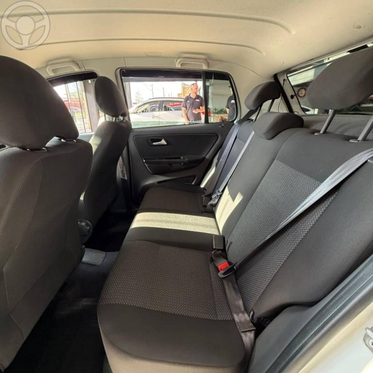 VOLKSWAGEN - FOX 1.6 MSI TOTAL FLEX CONNECT 4P MANUAL - 2021/2022 - BRANCA - R$ 75.900,00