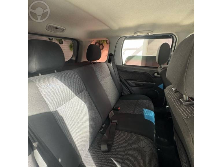 FORD - ECOSPORT 1.6 FREESTYLE 8V FLEX 4P MANUAL - 2012/2012 - PRATA - R$ 46.900,00