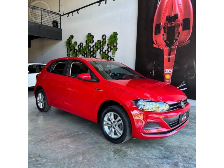 VOLKSWAGEN - POLO 1.6 MSI TOTAL FLEX MANUAL - 2018/2018 - VERMELHA - R$ 68.900,00