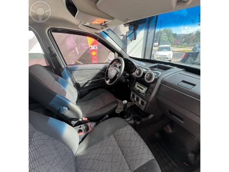 FORD - ECOSPORT 1.6 FREESTYLE 8V FLEX 4P MANUAL - 2012/2012 - PRATA - R$ 46.900,00