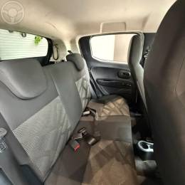 FIAT - MOBI 1.0 8V EVO FLEX LIKE. MANUAL - 2019/2020 - BRANCA - R$ 51.900,00