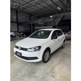 VOLKSWAGEN - GOL 1.0 MI CITY 8V FLEX 4P MANUAL - 2014/2015 - BRANCA - R$ 43.900,00